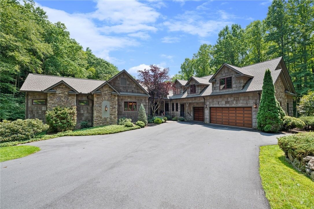 Property Photo:  9335 Blackberry Road  NC 28645 