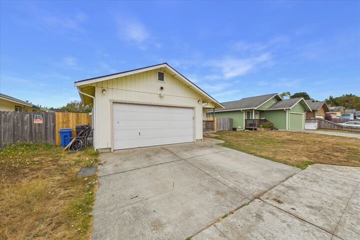 Property Photo: 1015 Kirkwood Court CA 95519