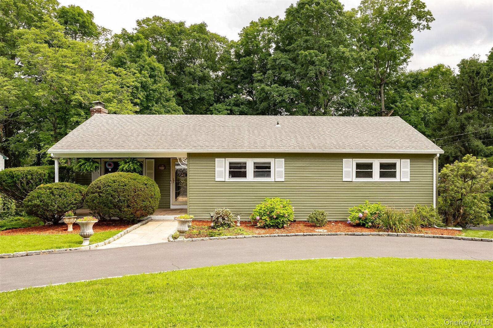 Property Photo:  61 Ganung Drive  NY 10562 
