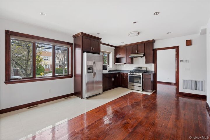 Property Photo:  6903 Cloverdale Boulevard  NY 11364 