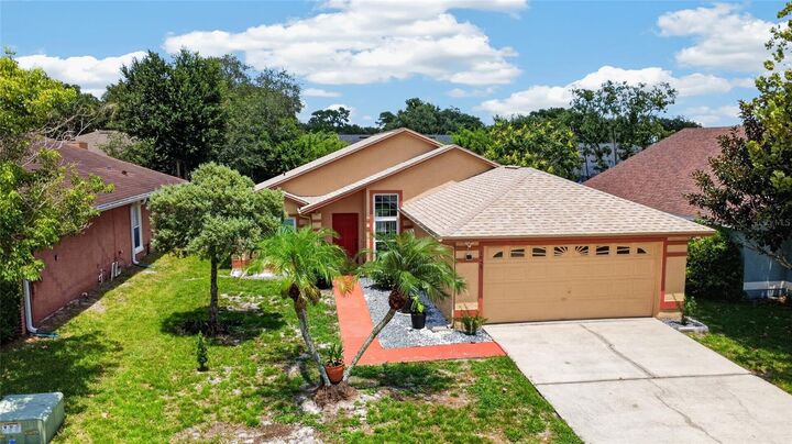 Property Photo: 1053 Sugarberry Trail FL 32765