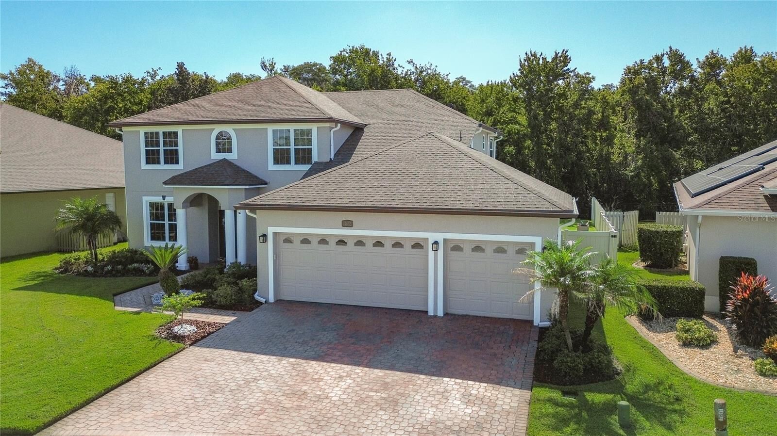 Property Photo: 14632 Braddock Oak Drive FL 32837