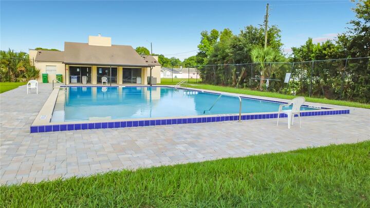 Property Photo:  311 San Miguel Street 311  FL 32708 