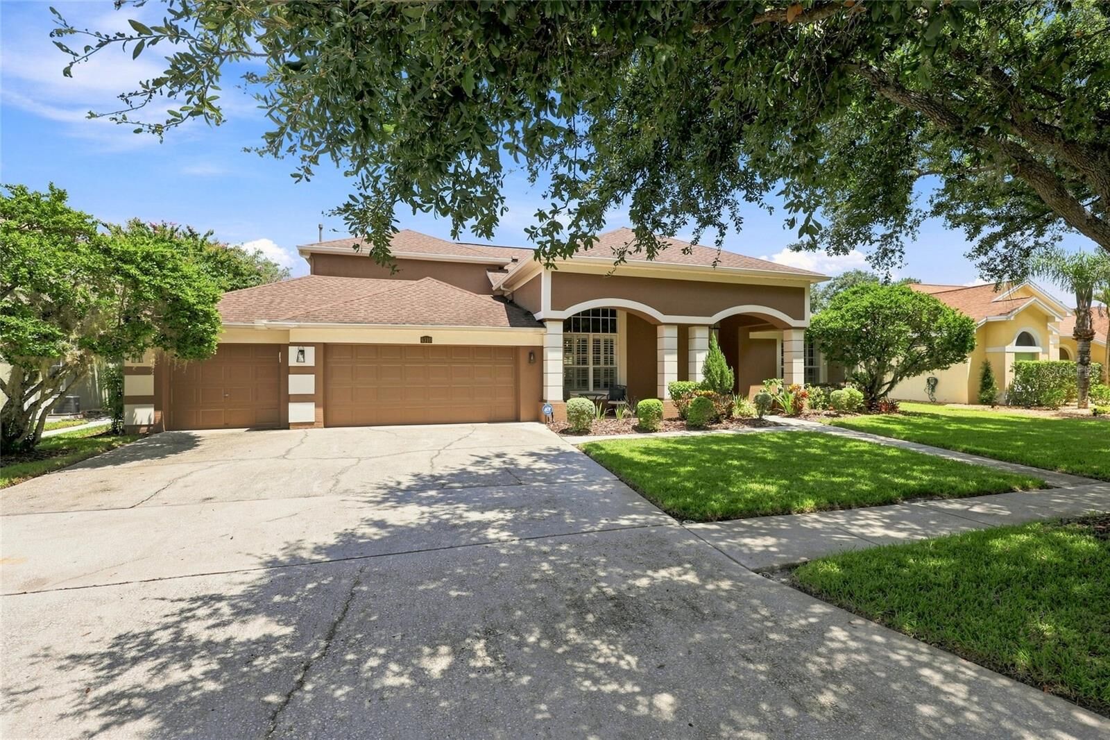 Property Photo:  8310 Summer Grove Road  FL 33647 