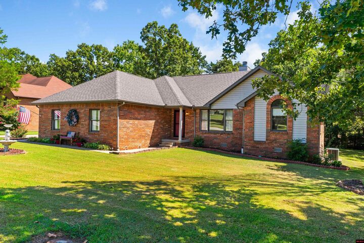 Property Photo:  1210 Spring Street  AR 72653 