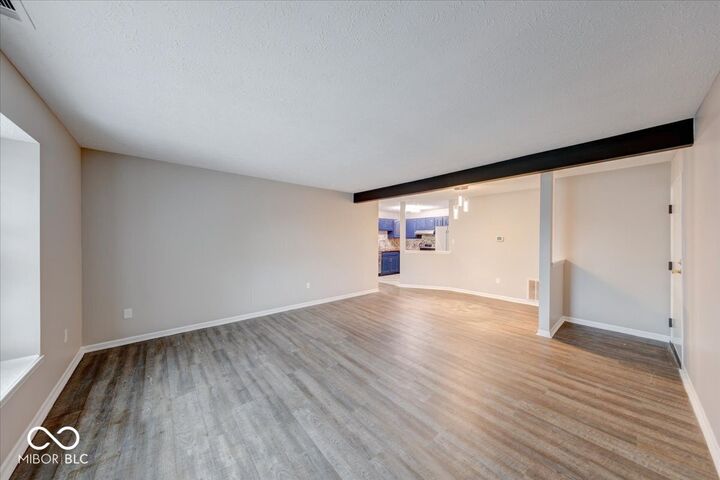 Property Photo:  1763 Wellesley Lane 2-A  IN 46219 