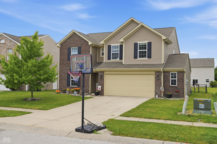 Property Photo: 3140 Monterey Drive IN 46184