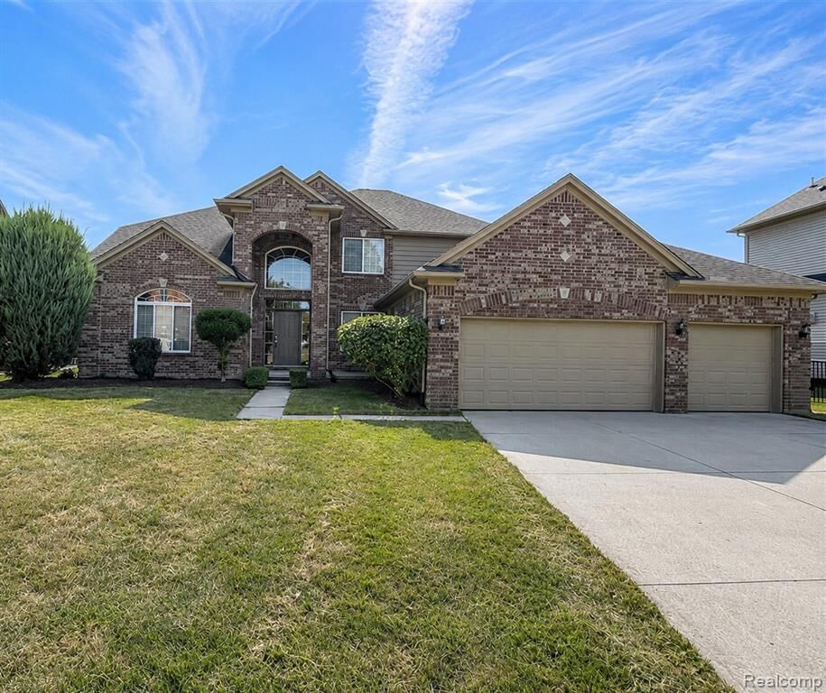 Property Photo:  39710 W Offshore Drive  MI 48045 1557 