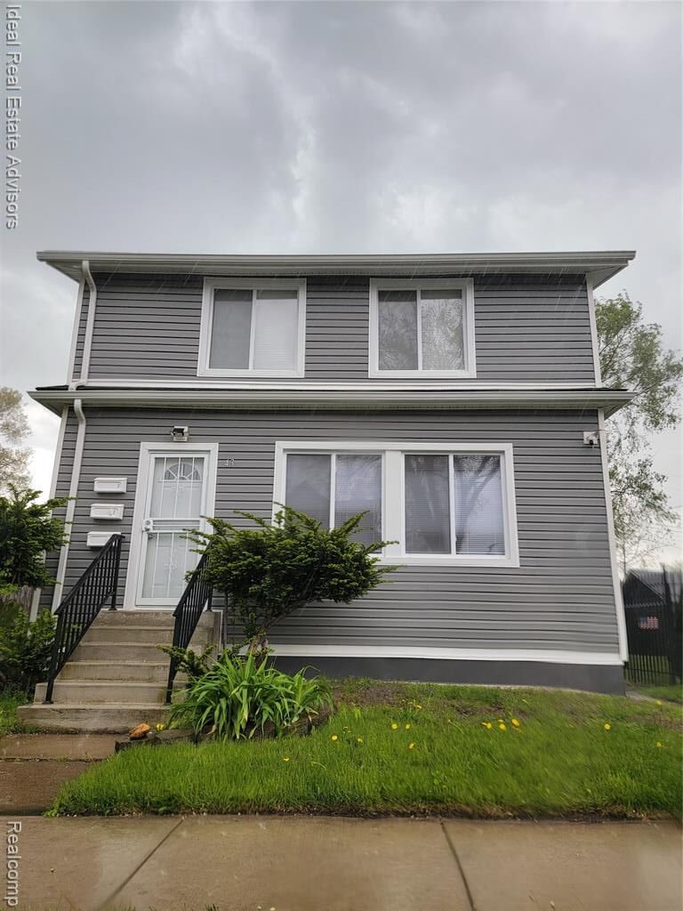 Property Photo: 43 W Charlotte Street 1 MI 48229 1926