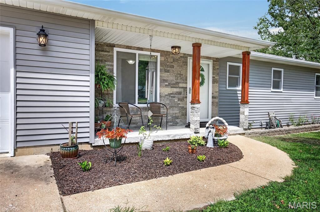 Property Photo:  20125 Kenyon Lane  MO 65536 
