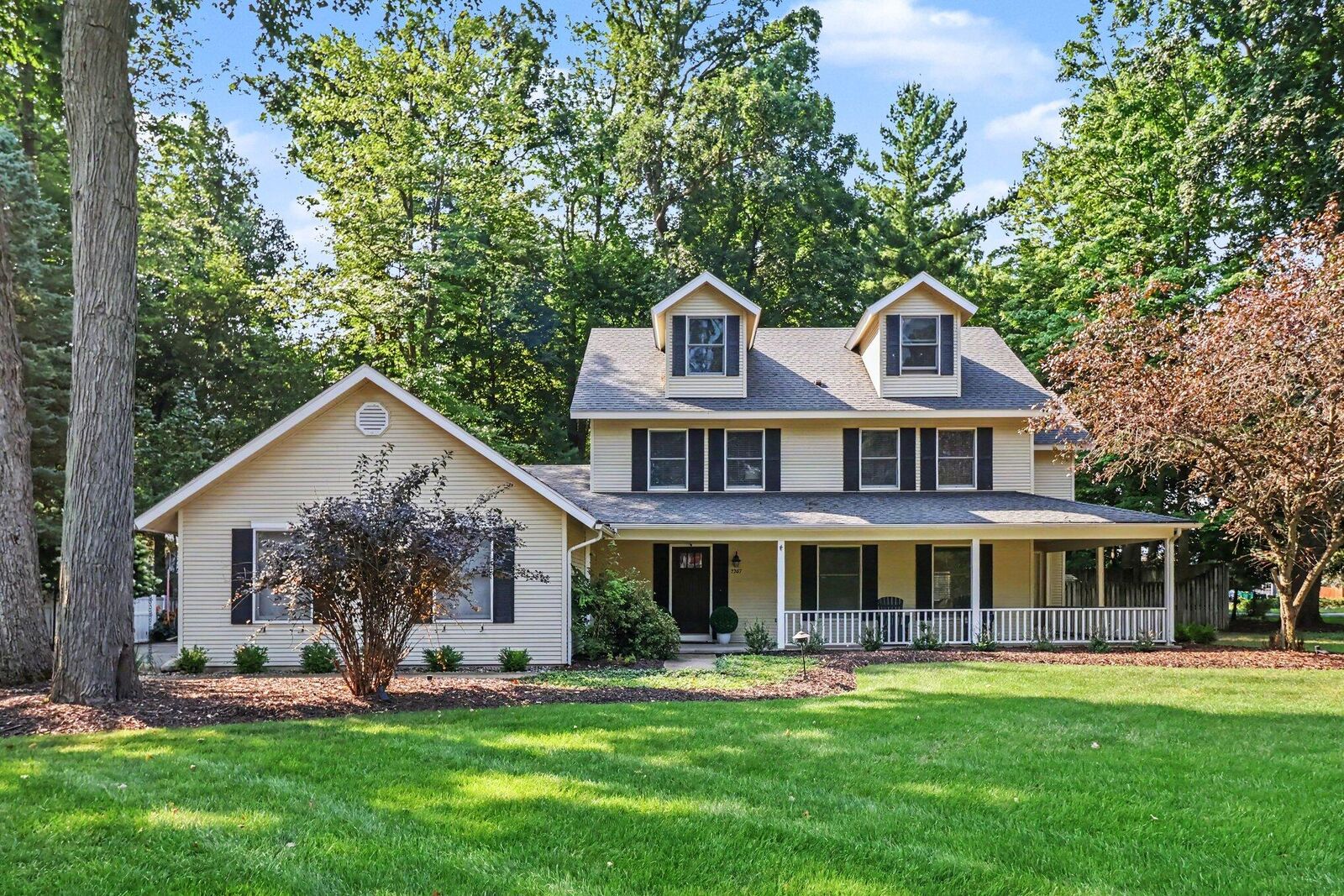 Property Photo: 3267 Brynmawr Drive MI 49024