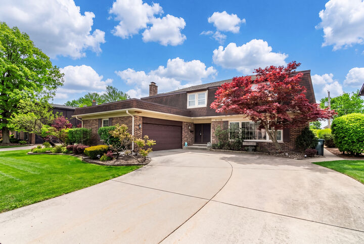 Property Photo:  7751 Arcadia Street  IL 60053 