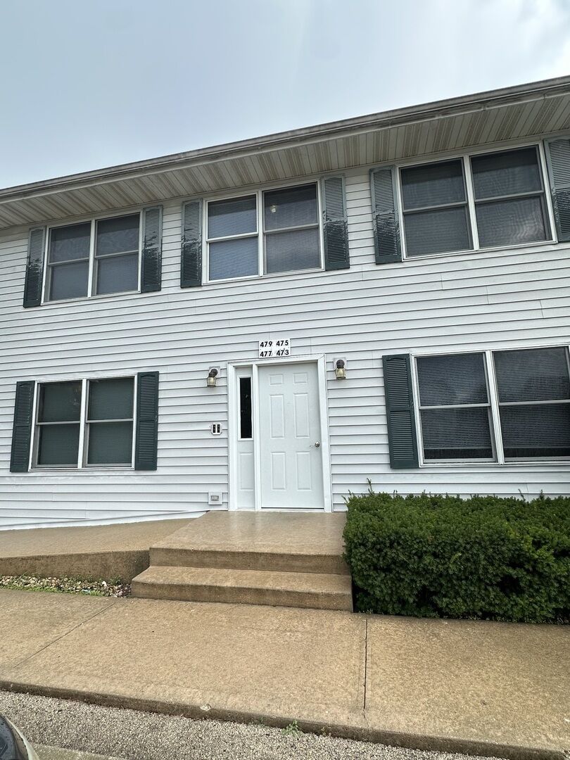 Property Photo: 465 N School Street 477 IL 60416