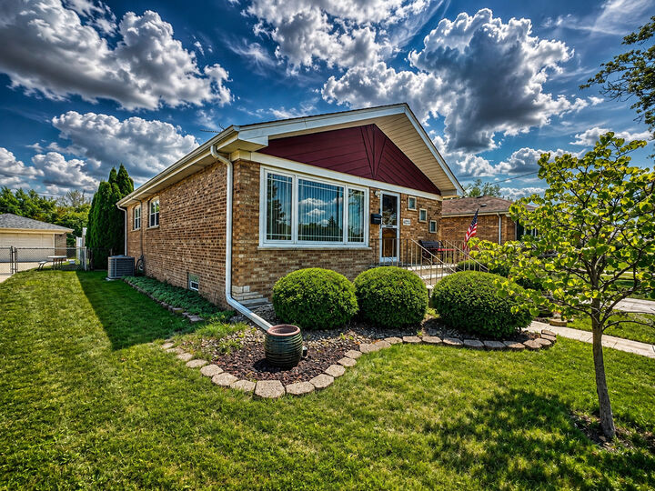 Property Photo: 14329 Keystone Avenue IL 60445