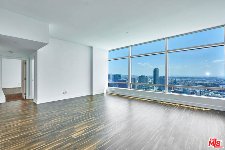 Property Photo:  900 W Olympic Boulevard 35I  CA 90015 