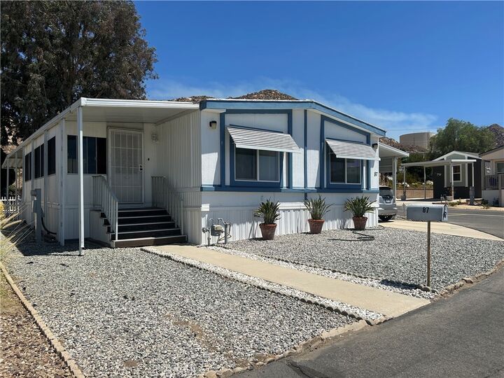 Property Photo:  1700 S State 87  CA 92543 