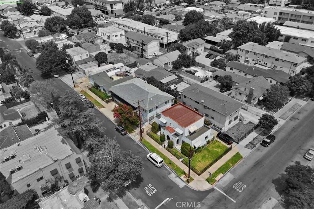 Property Photo:  3151 W Avenue 32  CA 90065 