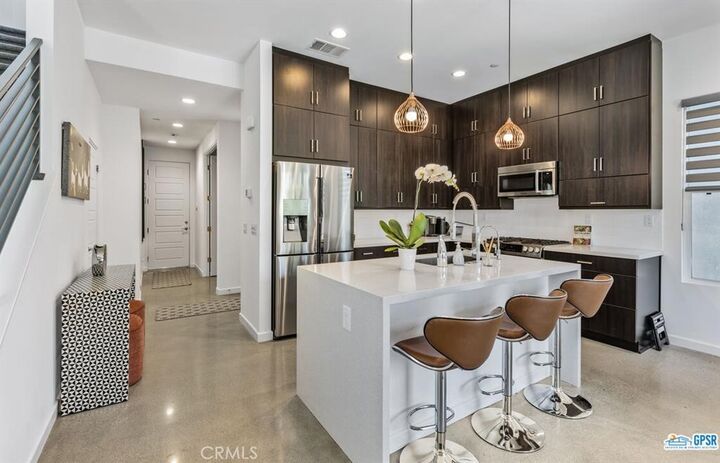 Property Photo:  2695 Majestic Way  CA 92262 