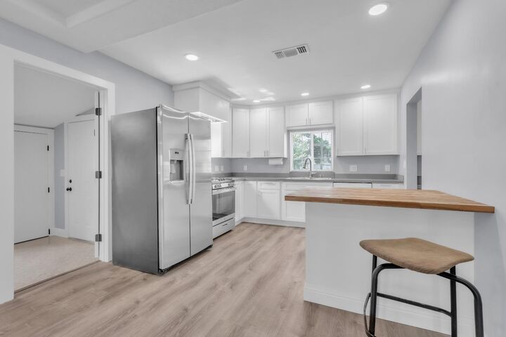Property Photo: 517 Rimmer Avenue CA 95834