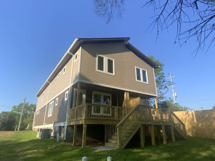 Property Photo:  801 Fairwin Av  TN 37216 