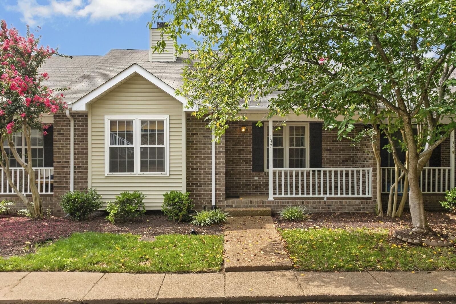 Property Photo:  137 Pepper Ridge Cir  TN 37013 