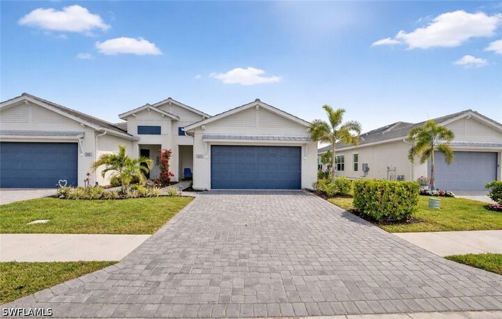Property Photo: 9195 Cayman Drive FL 34114
