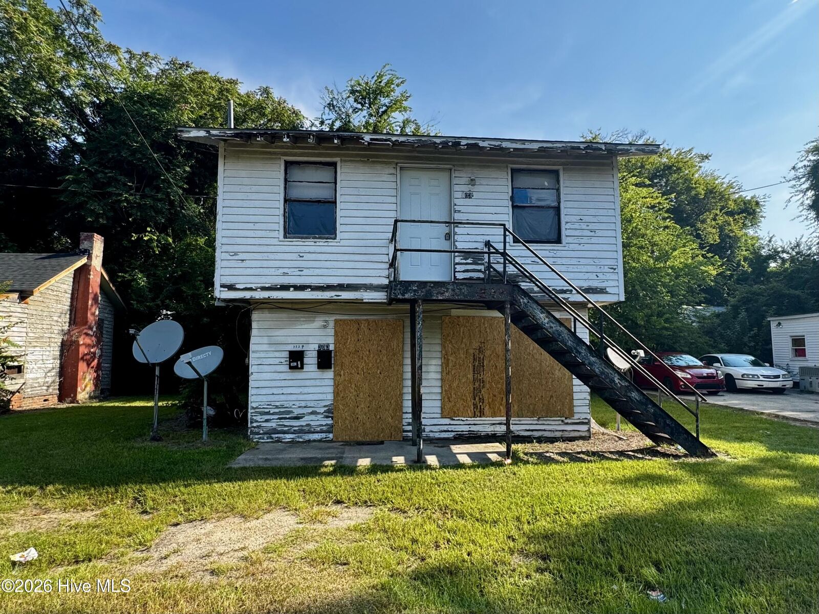 Property Photo: 412 S William Street NC 27530