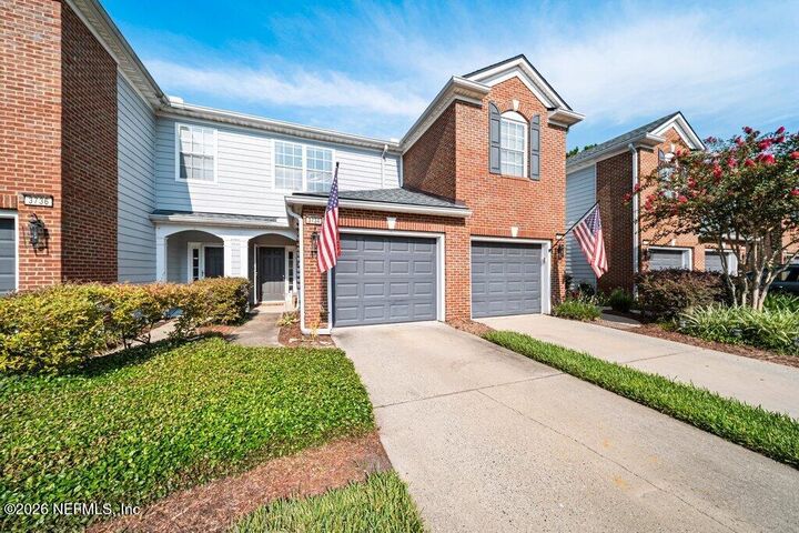 Property Photo: 3734 Windmaker Way FL 32224