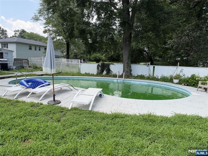 Property Photo:  1 Raleigh Lane  NJ 07470 