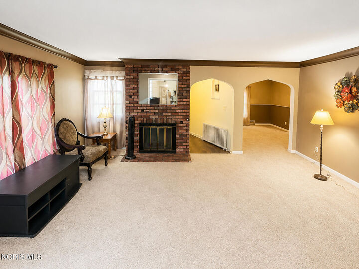 Property Photo: 2036 Eastbrook Drive OH 43613