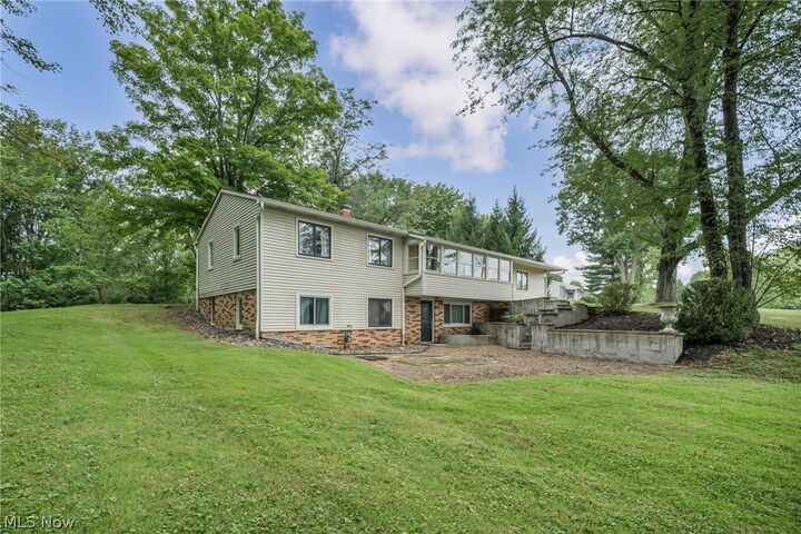 Property Photo: 191 Hedgecliff Drive OH 44202