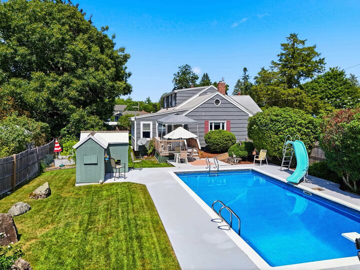 Property Photo:  8 Otis Avenue  NH 03079 