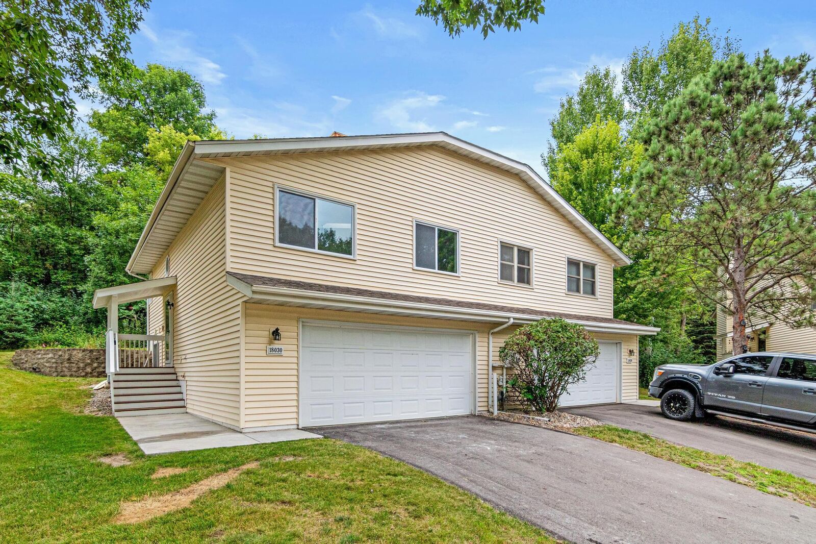 Property Photo:  18030 Covington Path  MN 55345 