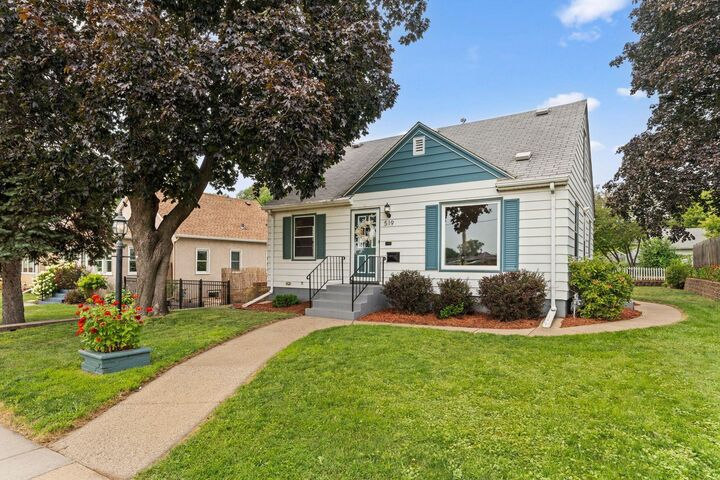 Property Photo:  519 Mill Street NE  MN 55421 