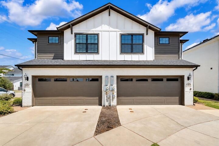 Property Photo:  1109 Rusk Way  TX 75077 