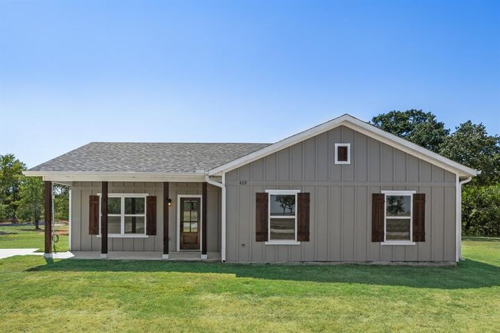 Property Photo:  429 Caro Drive  TX 75474 