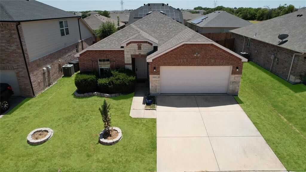 Property Photo:  433 Magma  TX 76131 