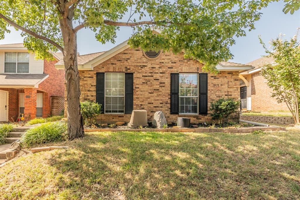 Property Photo: 1322 Overlook Drive TX 75067