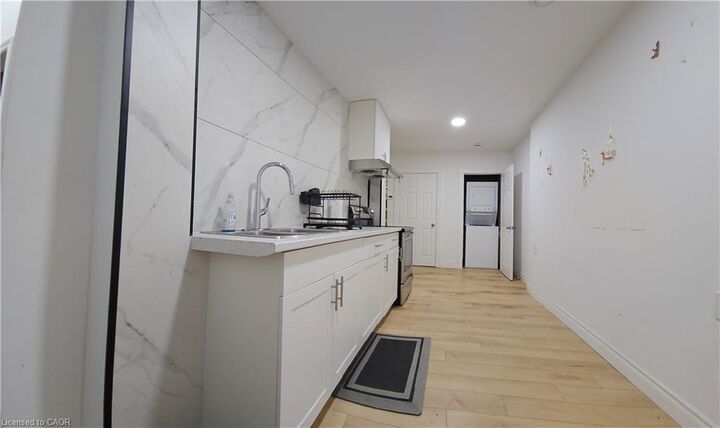 Property Photo:  71 Main Street E 1  ON L8N 1G2 