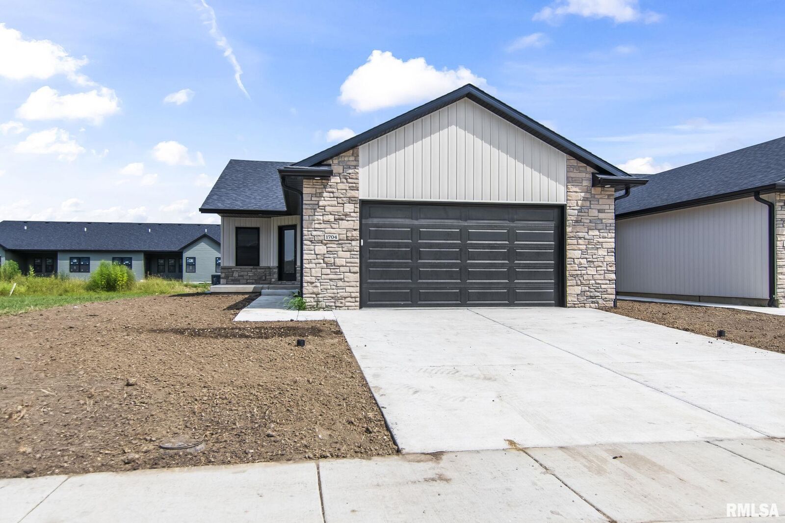 Property Photo:  1704 Ambleside Drive  IL 62711 