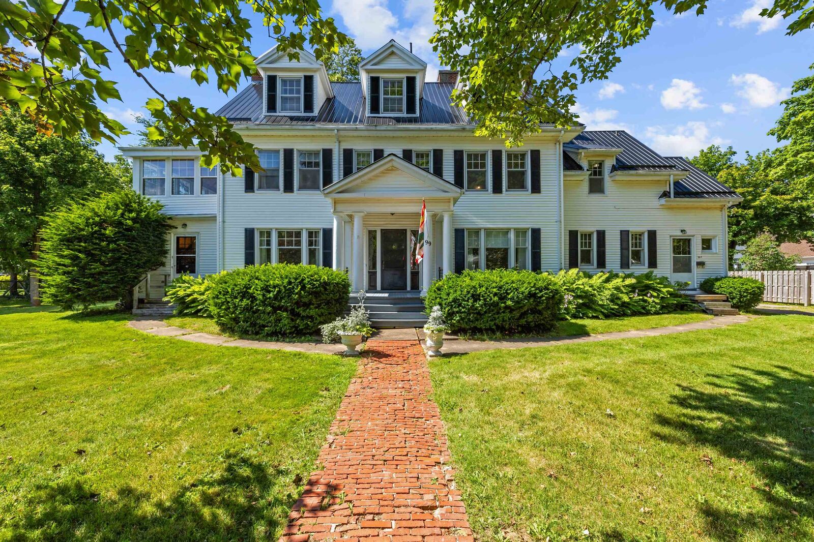 Property Photo:  99 North River Road  PE C1A 3K6 