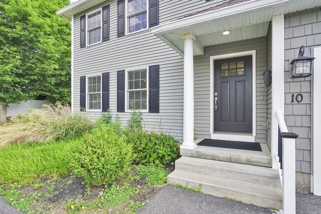 Property Photo:  10 Begley St 10  MA 01001 