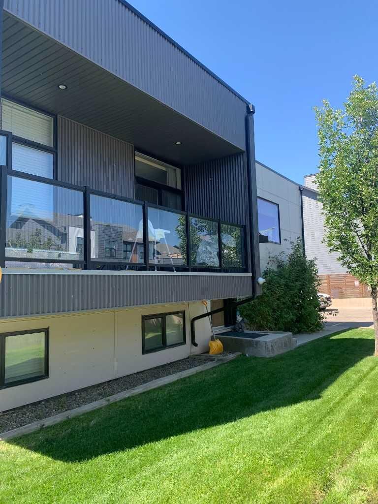 Property Photo:  35 Aquitania Circle W 901  AB T1J 5M2 