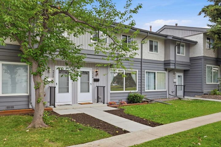 Property Photo: 999 Canyon Meadows Drive SW 224 AB T2W 2S6