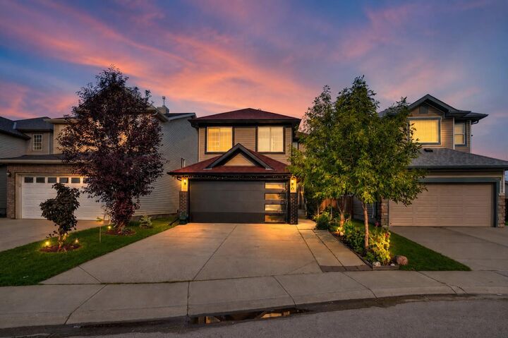 49 Saddletree Close NE — photo 1