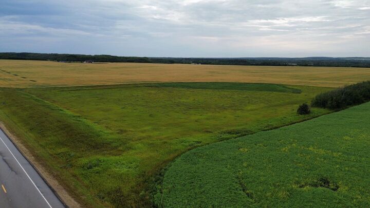 Property Photo:  Lot 2 SW-28-71-10-W6 RR  AB T0H 0C0 