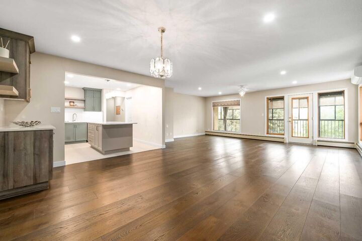 Property Photo: 1480 Southview Drive SE 343 AB T1B 3Z3