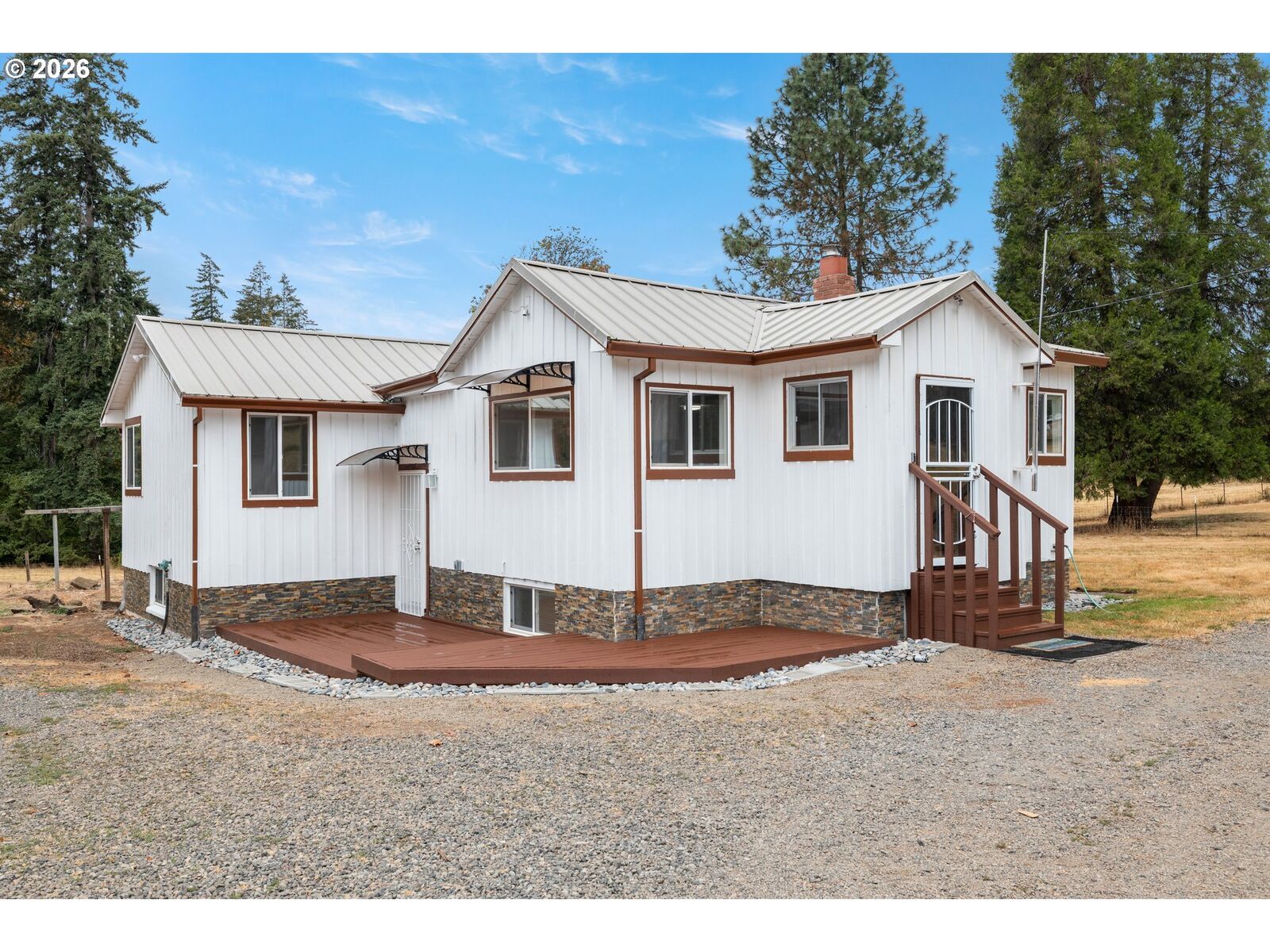 Property Photo: 35300 SE Gunderson Rd OR 97055