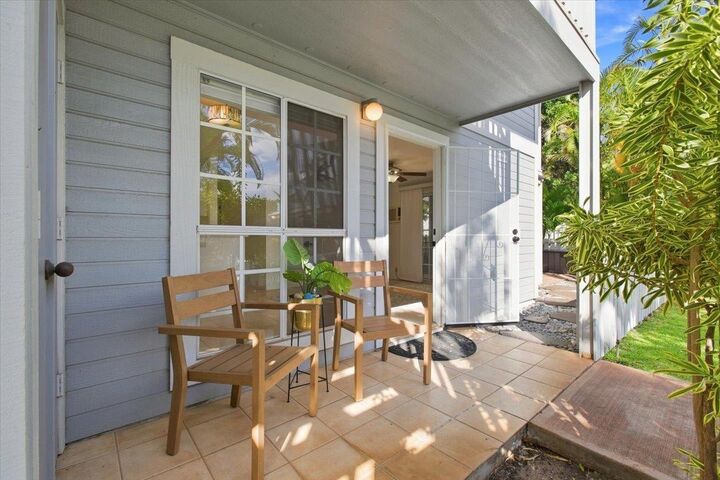 Property Photo:  160 Keonekai Rd 19-101  HI 96753 