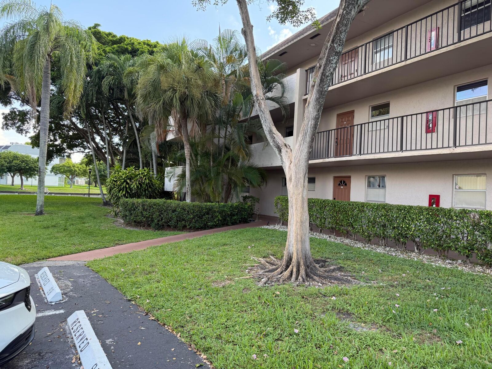 Property Photo:  8301 Sands Point Boulevard S103  FL 33321 